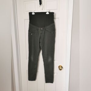 Thyme maternity jeans size M